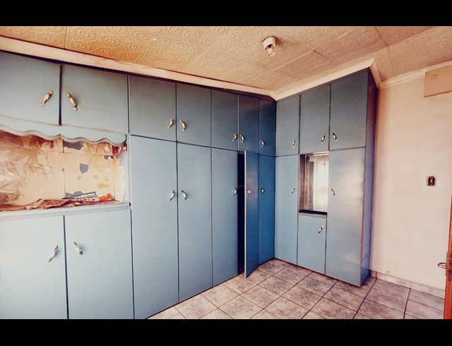 2 BEDROOM FREESTANDING FOR SALE IN BOMBAY HEIGHTS